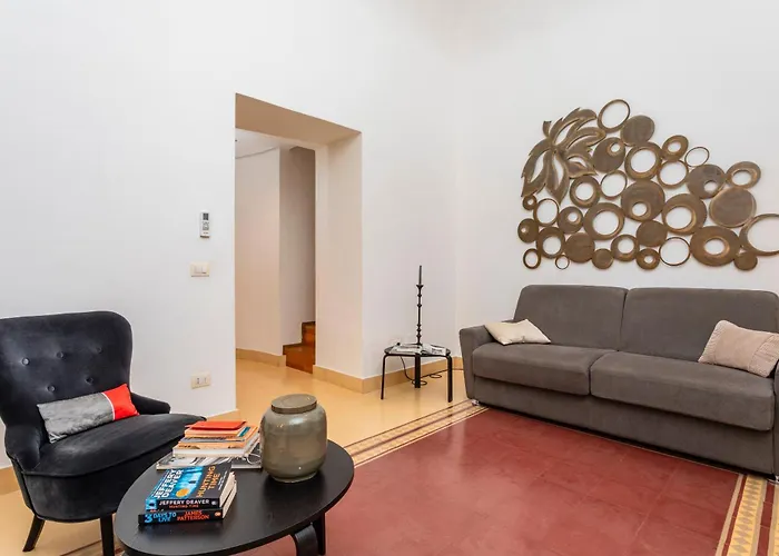 Etnart Gallery House