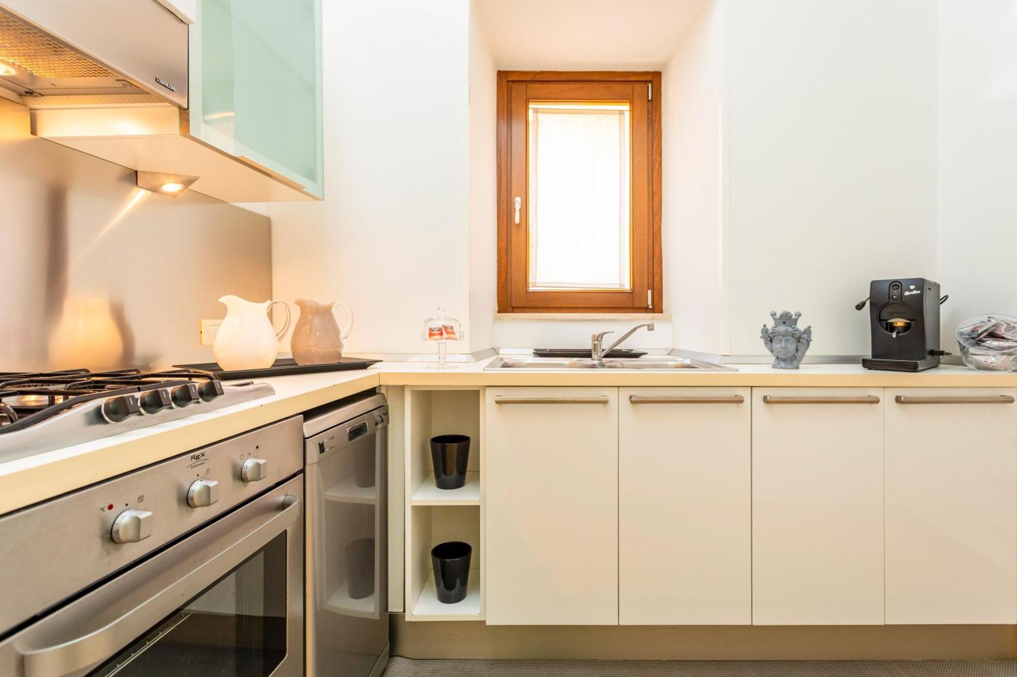 Etnart Gallery House Apartment