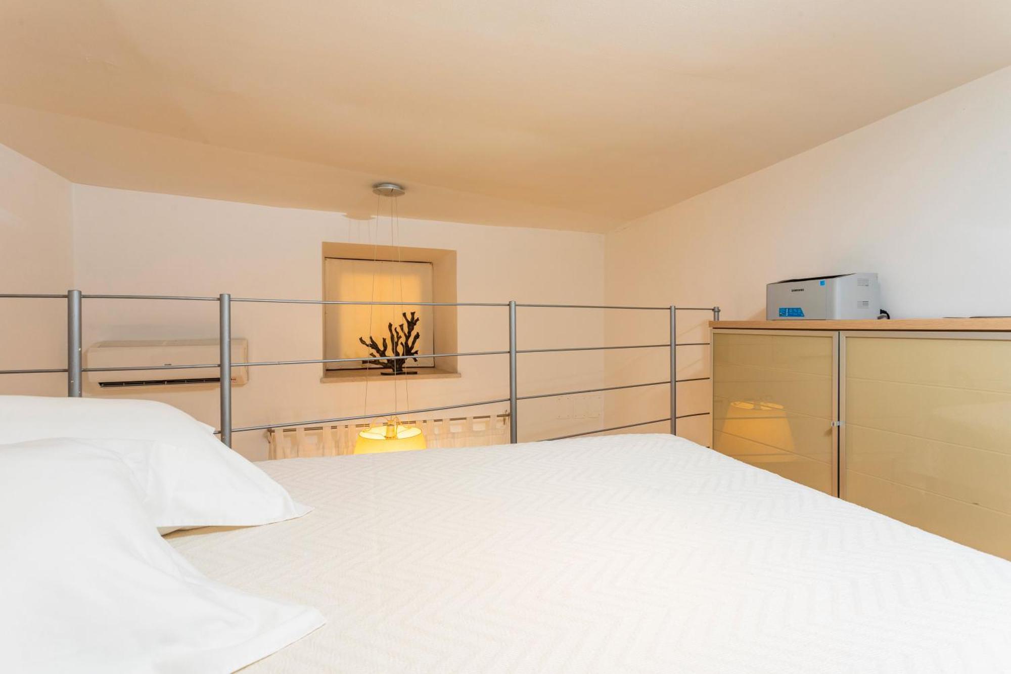 Etnart Gallery House Apartment Catania